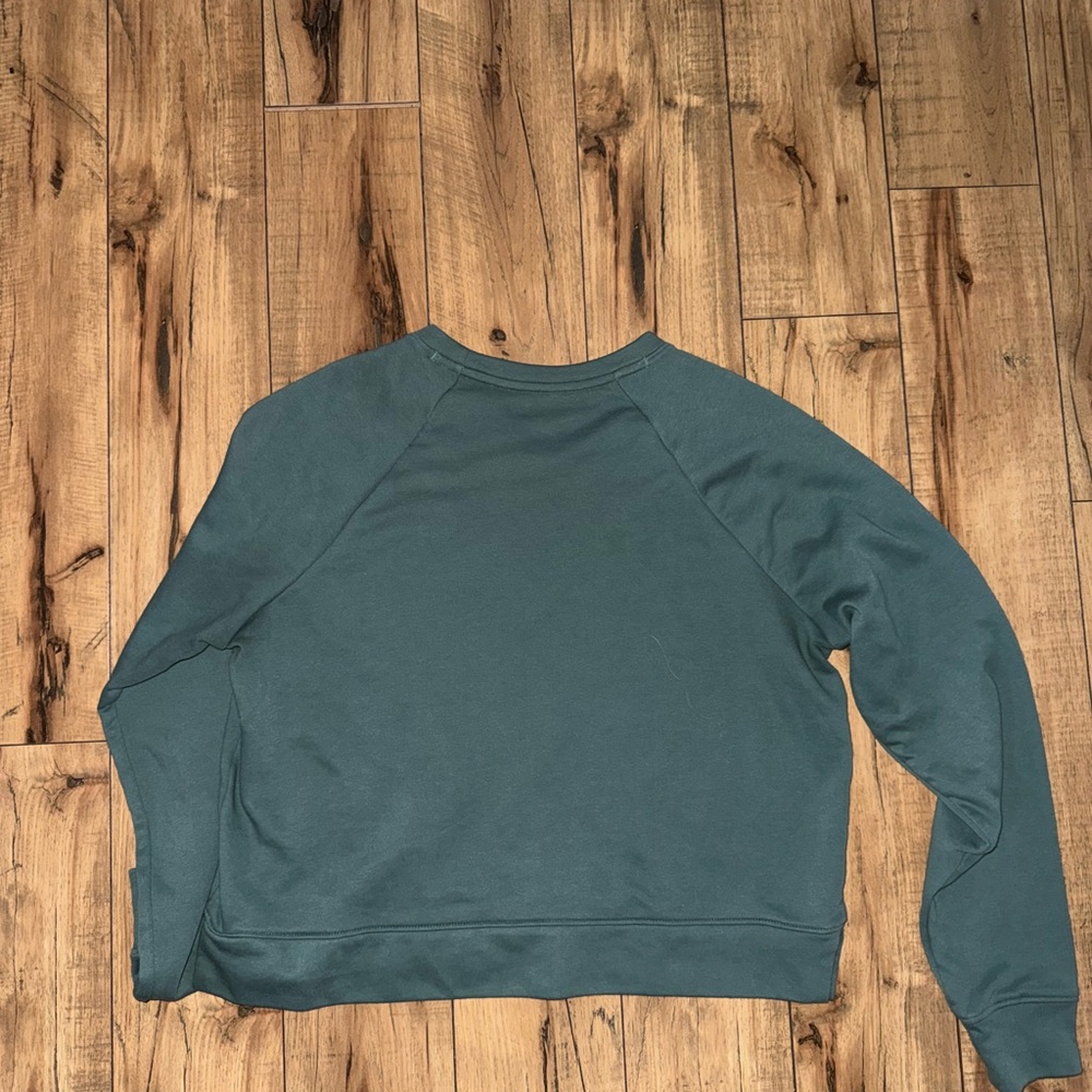 Green under Armour cropped sweatshirt - Picture 4 of 4